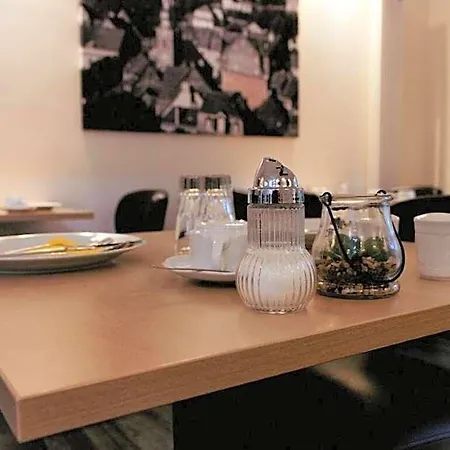 Haller Garni Hotel